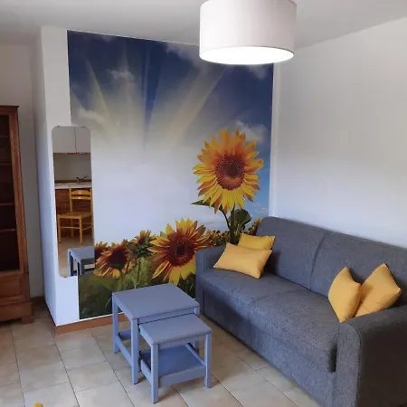 Les 3 Hirondelles Apartament