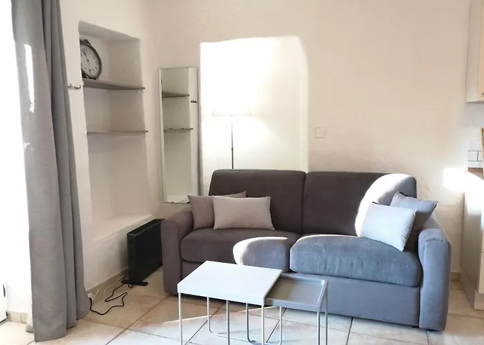 Les 3 Hirondelles Daire