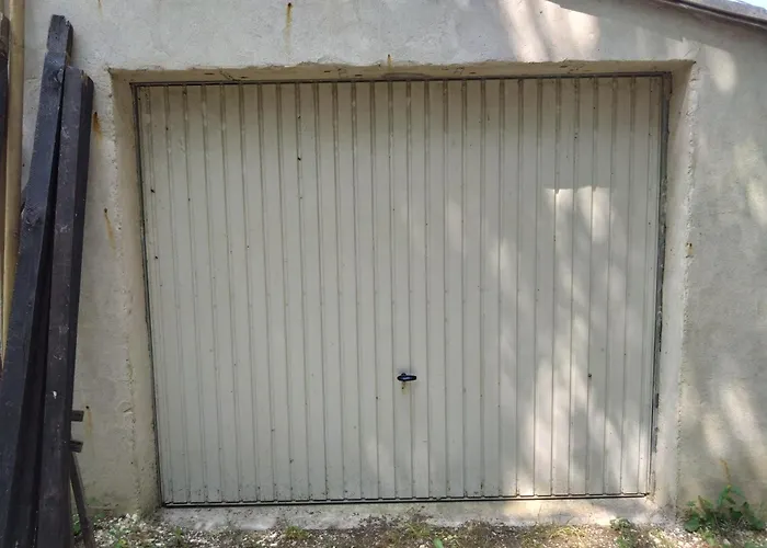 Les 3 Hirondelles Daire *